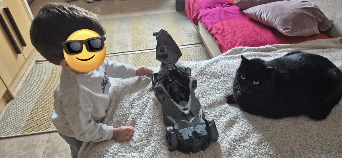 No vais a ver nada mejor en "X" hoy... Posiblemente nunca. 😌

#BatmanvSuperman
#ZackSnydersJusticeLeague