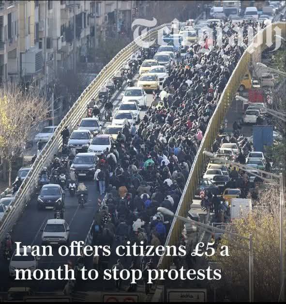 روزنامه تلگراف: 

رژیم ایران برای جلوگیری از اعتراضات به شهروندان ماهی ۵ پوند پیشنهاد می‌دهد