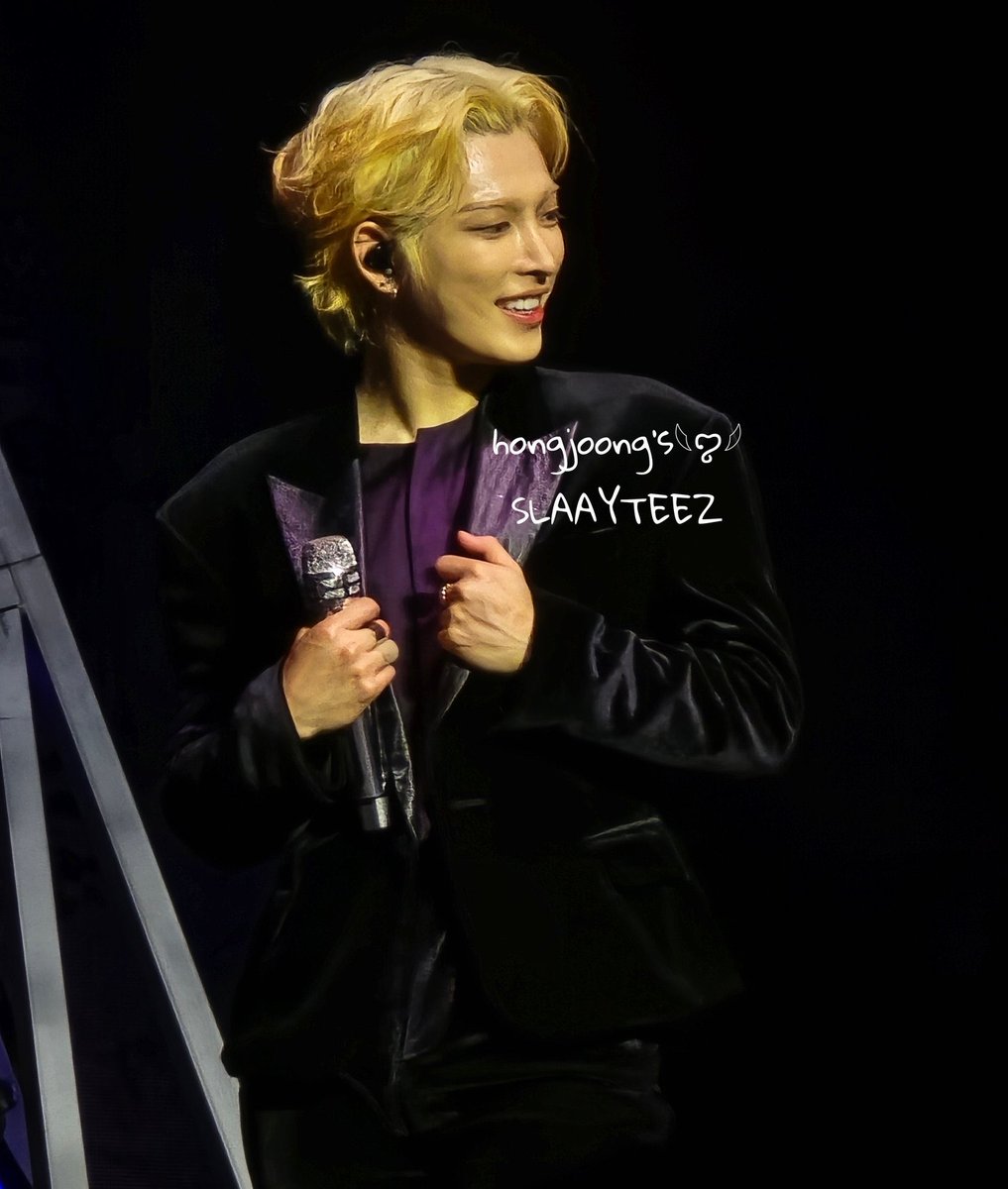 KMHJPICS's tweet image. Bringing this hongjoong back….insanity