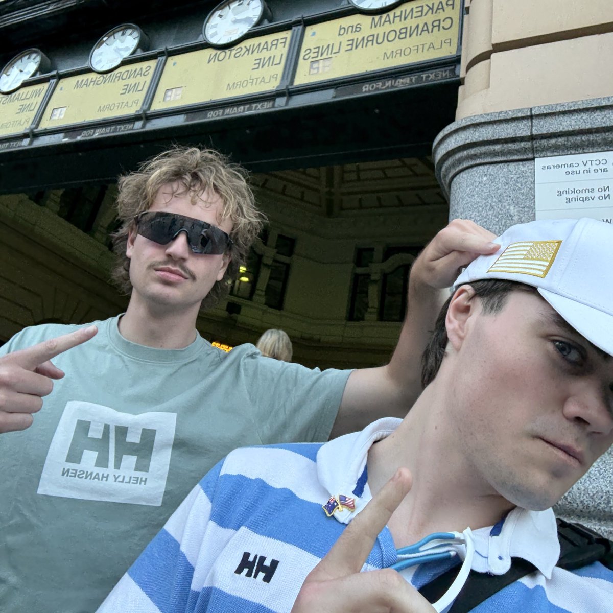 aus_pill's tweet image. It’s 2am and I’ve randomly been reminded of my debate with Charlie Kirk from some months ago.

Firstly, I was rewatching my stream from yesterday and noticed that the hat I was wearing was one Charlie gave me after we debated, which sent me into a somewhat depressing rewatch of…