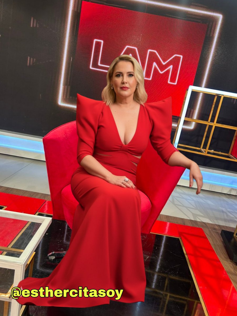 esther_teve's tweet image. 🤯 Lo manija que estoy, que ya  veo a Pili en el sillón rojo de #LAM
@Pilarsmith @elejercitodelam @AngeldebritoOk #PilarEnLam
