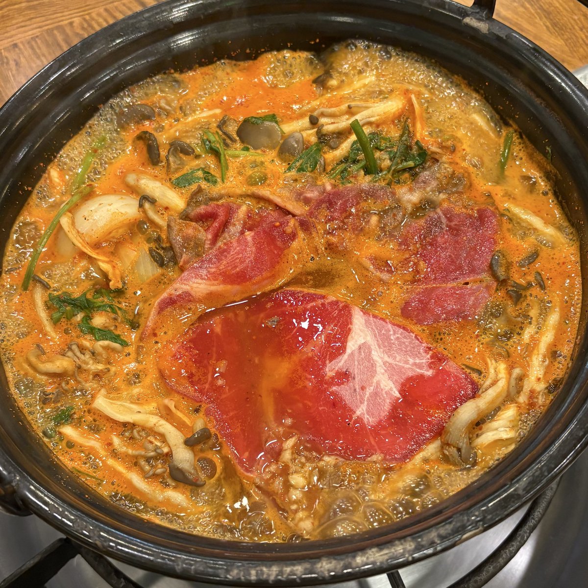 12245O2's tweet image. 여자들이 퇴근하고 향하는 곳은?