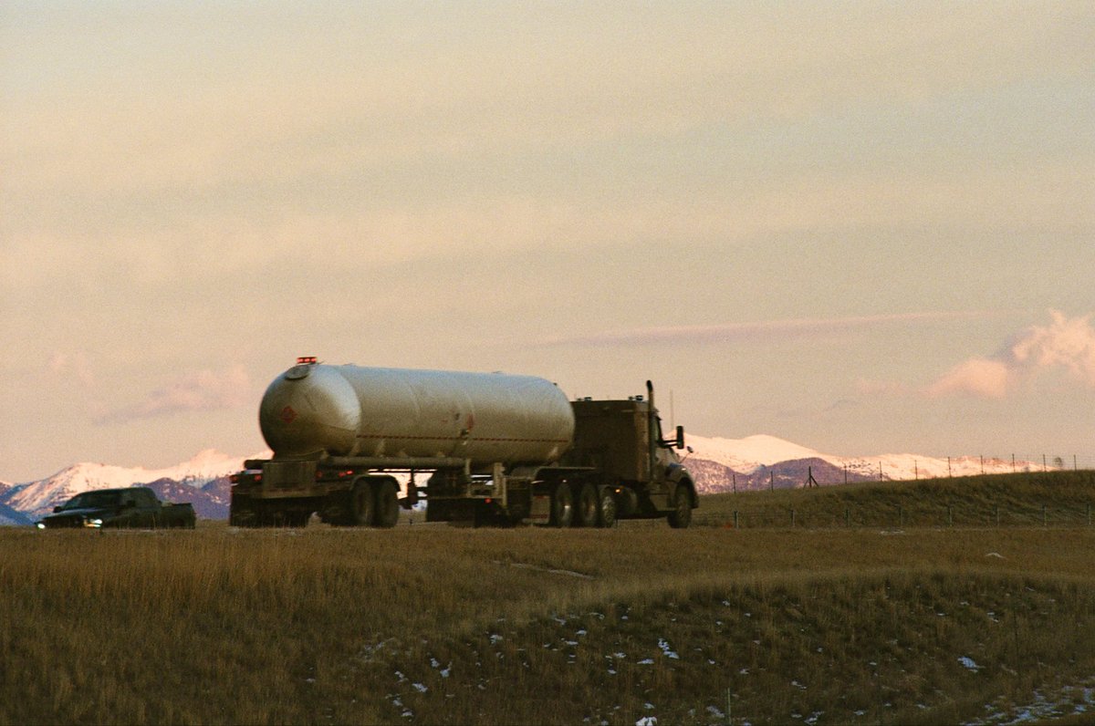 AlexGrant13's tweet photo. Trucks in Montana on 35mm https://t.co/JHDBZjHnVj