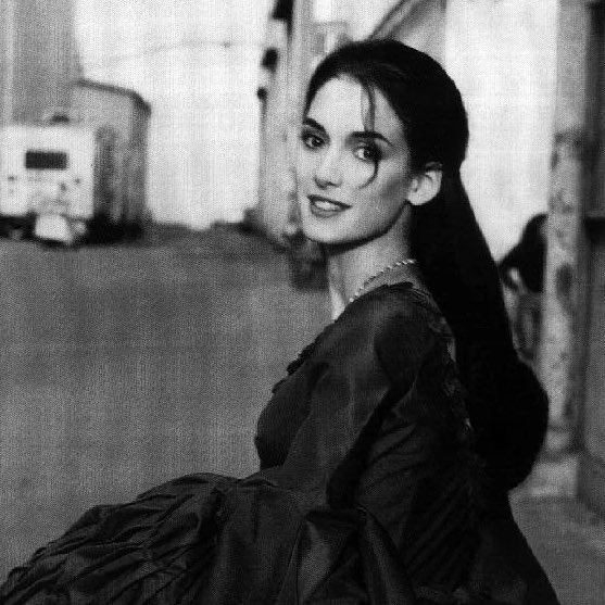 gilmxres's tweet image. just insanely gorgeous