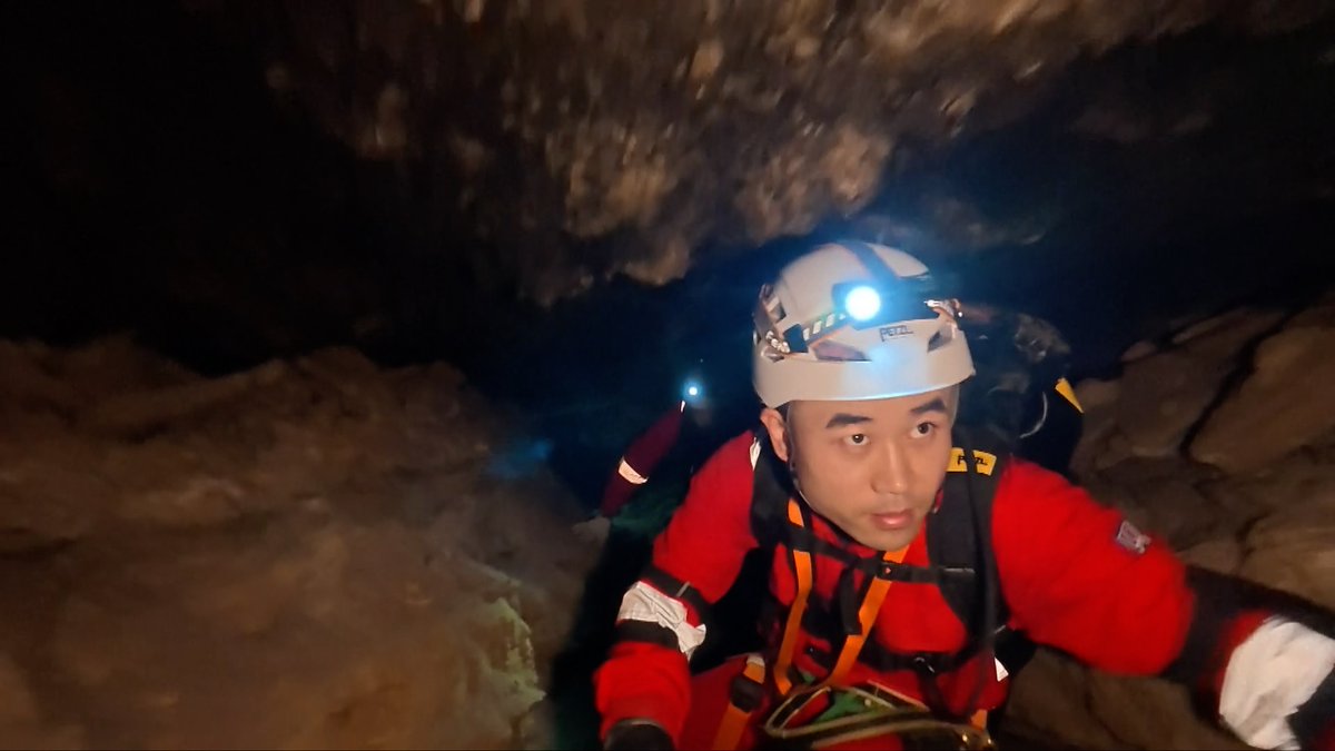 wulei2020's tweet photo. Can you recognize which Chinese astronauts have participated in this #cavetraining? Designed to simulate isolation and extreme environments, this training pushed taikonauts to their limits. (2/3) https://t.co/hJL0S4UHxX