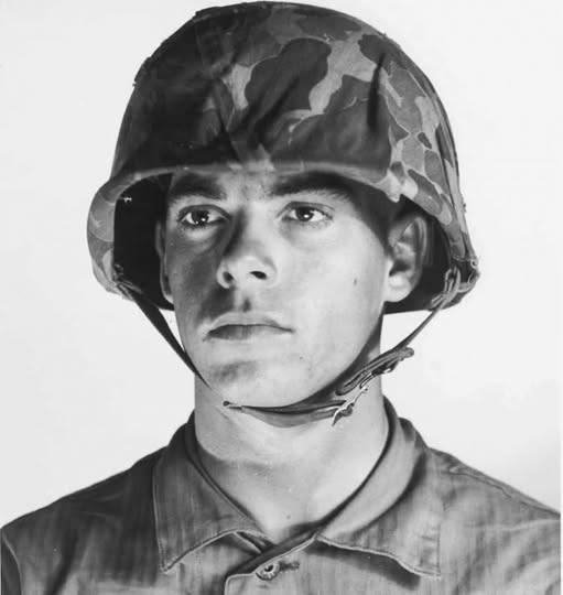 JRM58506966's tweet image. US Marine Corps Medal of Honor Recipient Daniel Mathews:
On March 28, 1953, Vegas Hill, Korea, Sergeant Mathews was leading his men in a counterattack against a firmly entrenched and well-concealed hostile force.
The enemy had repelled six previous assaults on a vital enemy-held…