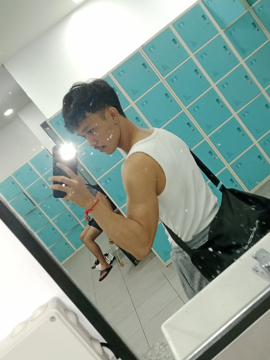 mentokin20's tweet photo. 🫰 https://t.co/MaK4hJr8aF