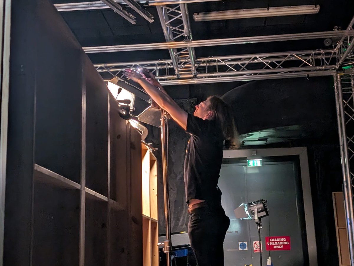 WesleyJones_'s tweet photo. Some set #BehindTheScenes of me. #Gaffer #Director #1stAC #CameraOperator #Cinematographer https://t.co/Apwbae7fyS