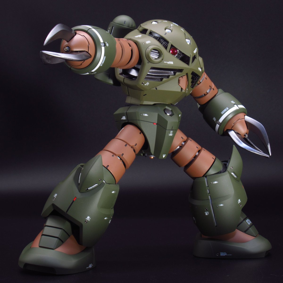 のぶ@MG 1/00 ジョニー・ライデン専用ザク制作中🔧 (@gunplatreasure