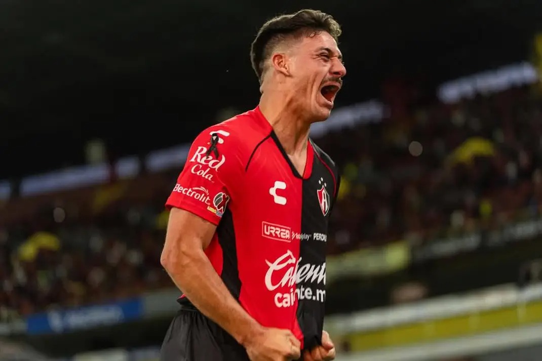 lepranalytics's tweet image. ¿Y si se da una dupla uruguaya? 🇺🇾❤️🖤