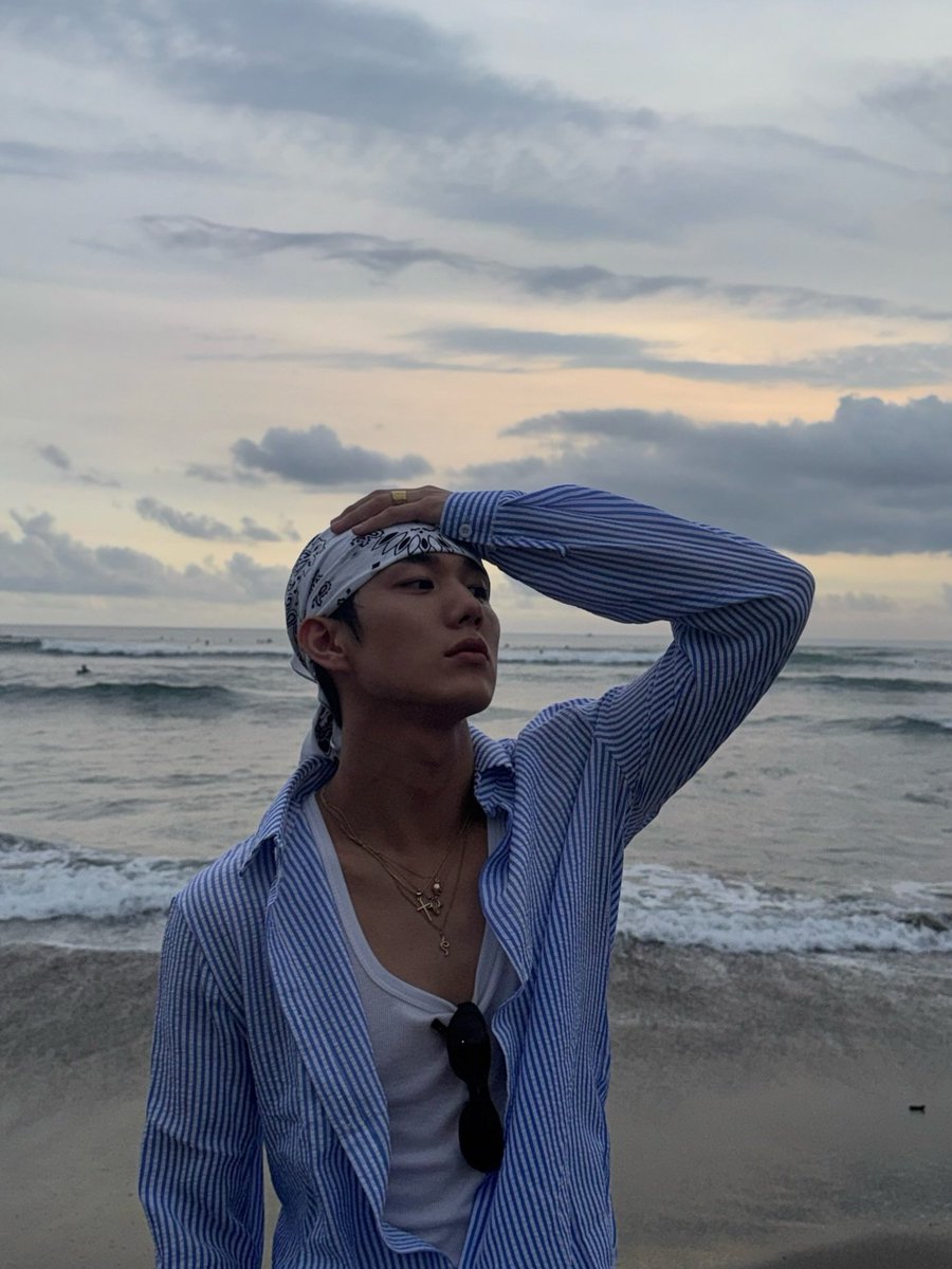 intaksarchive's tweet image. very passionate about island boys keetak