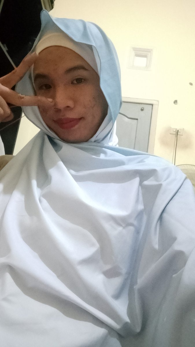 CderViola's tweet photo. sisa kemaren🤗

#cderhijab #cderjilbab #cderindonesia #cdermuslim #waria #wariahijab https://t.co/gPS7AALRio