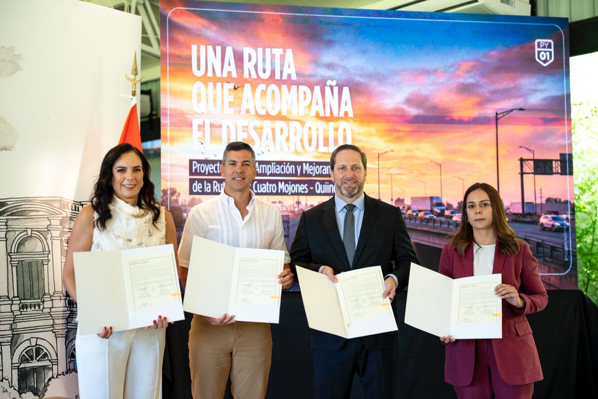 SantiPenap's tweet image. ¡Una obra que beneficiará a millones de paraguayos!

Con la firma del contrato para la ampliación y mejoramiento de la ruta PY01 damos un paso importantísimo para transformar esta importante ruta que brindará viajes más fluidos y seguros.

Un Paraguay Gigante, es un país mejor…