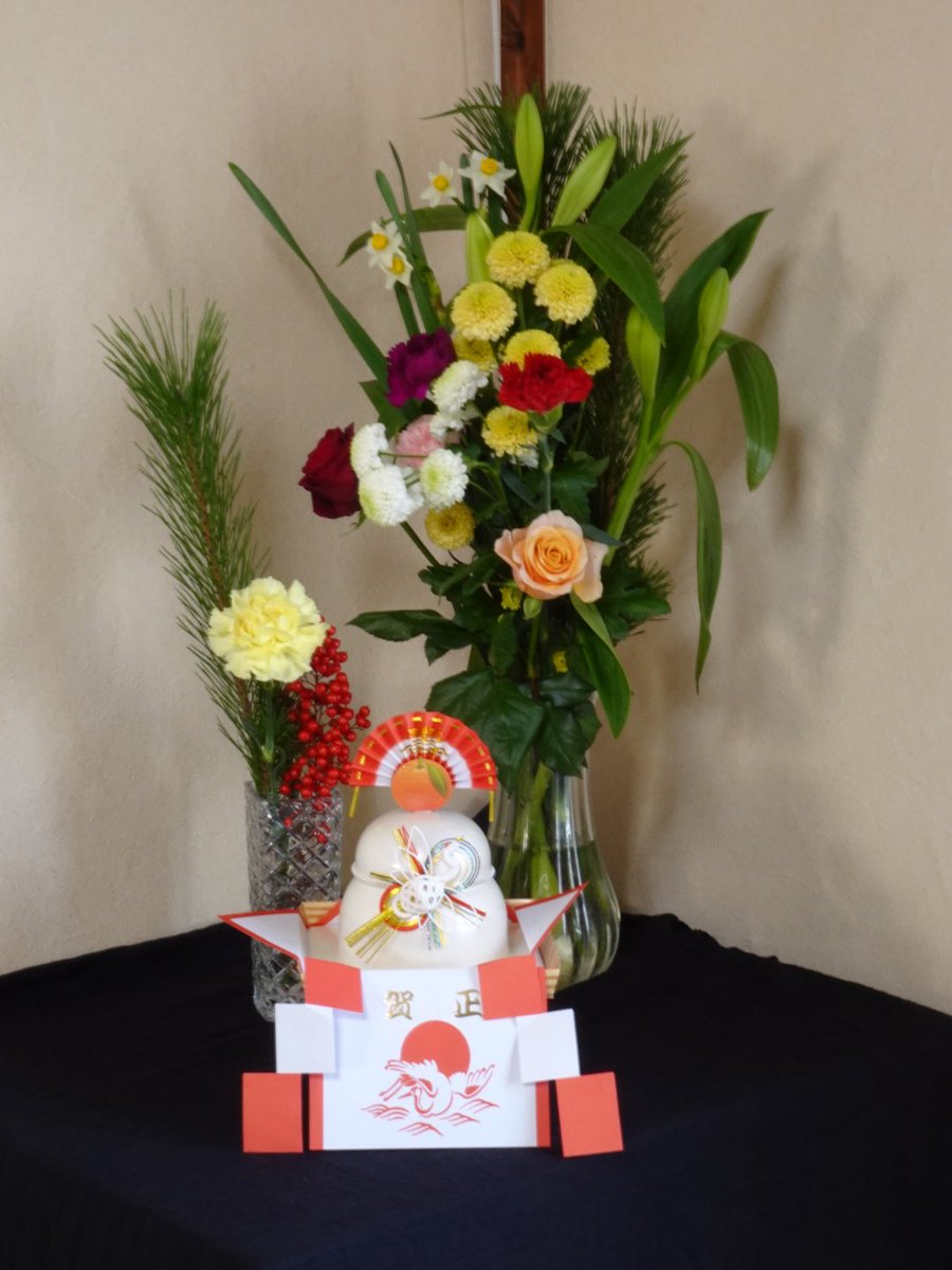 t.charmy tweet media