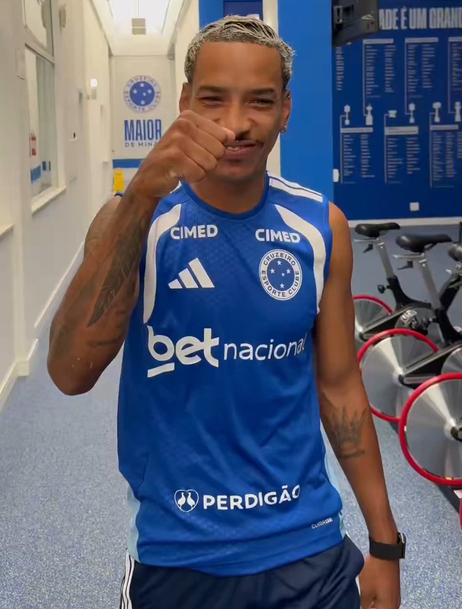 pereiraworld10's tweet image. Estamos de VOLTA! ✨🦊