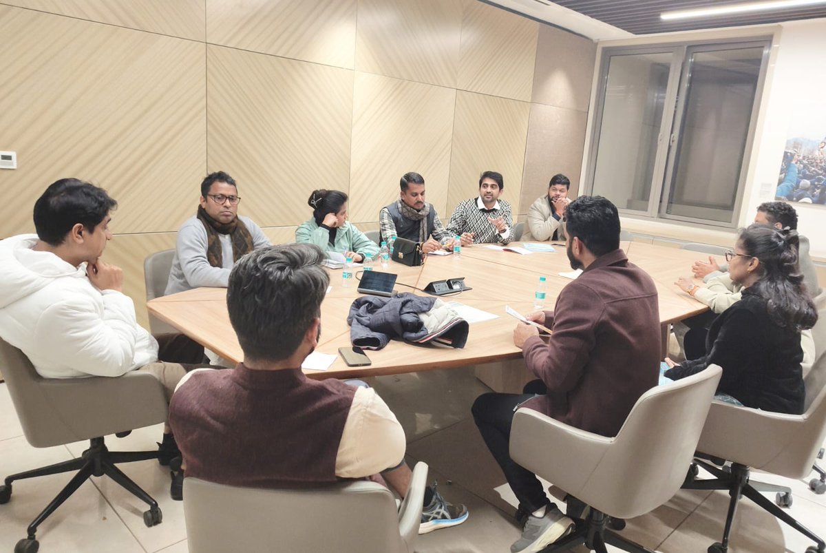 IYC's tweet photo. At Indira Bhawan, the IYC OBC Outreach Committee held a detailed discussion with IYC In-charge Shri @ManishSharmaIYC and IYC President Shri @UdayBhanuIYC on reaching out to affected communities and strengthening @RahulGandhi’s fight for social justice.

📍Indira Bhawan https://t.co/x5IE4QKpEZ