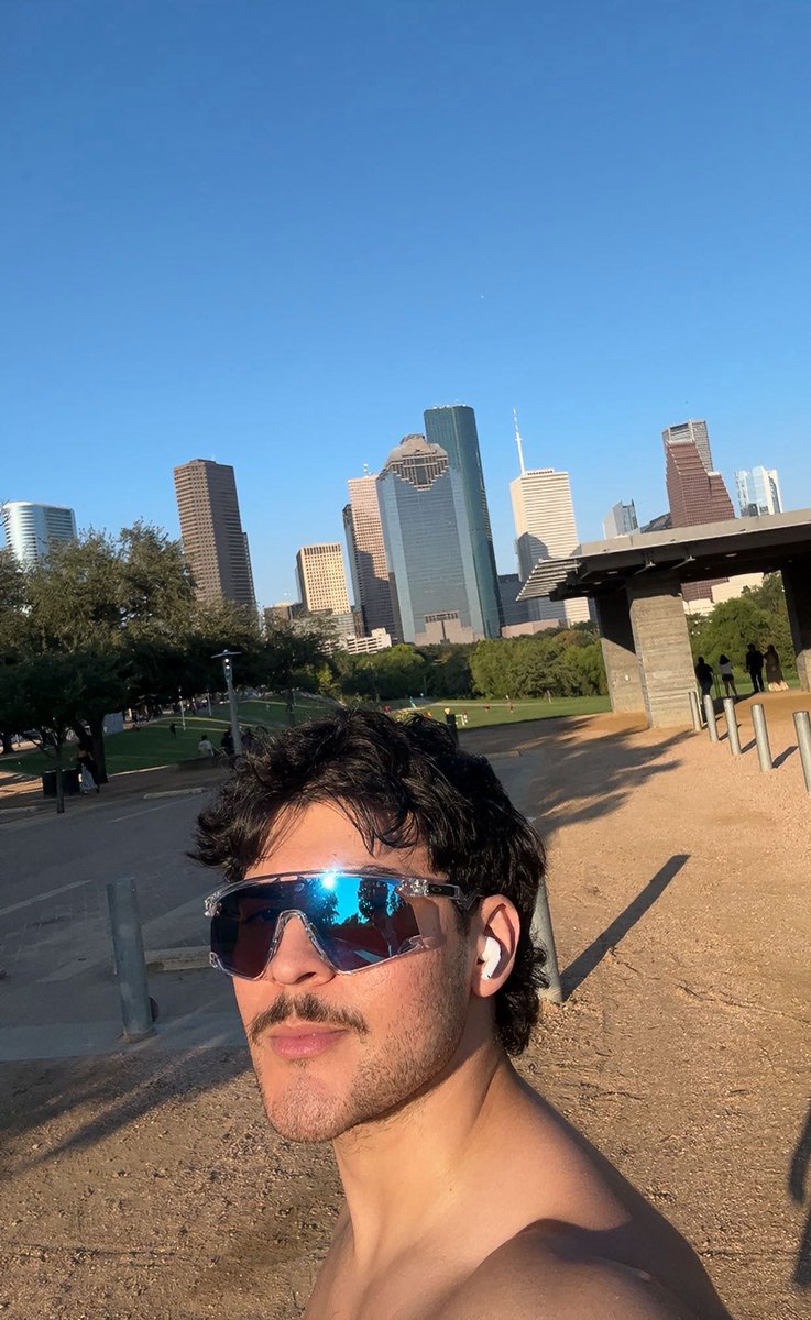 cloudz tweet media