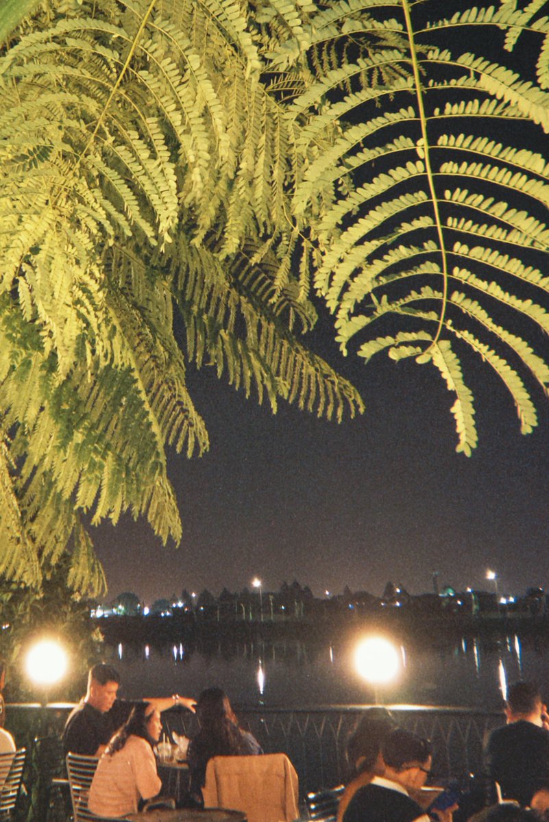 ooraurus's tweet image. sehari ke 4 tempat 😁