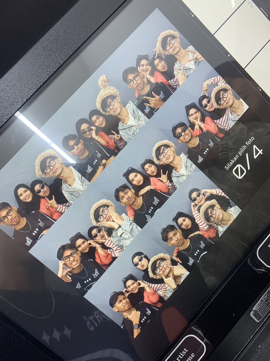 ooraurus's tweet image. sehari ke 4 tempat 😁