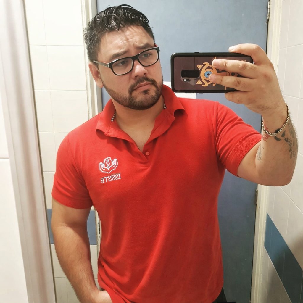 AxelSWOF's tweet image. Alla por el 2019-2020... #fitness #SelfieTime 

tiktok.com/@pink.mva.tatt…