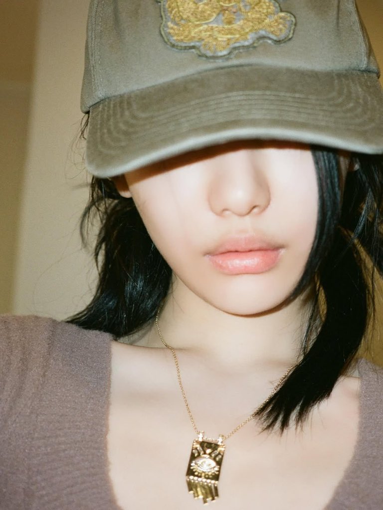 imnotbloomy's tweet image. 