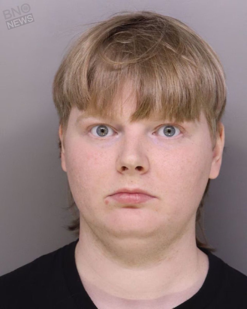 William DeFoor, 26, charged after attempting to break into Vice President JD Vance’s Ohio residence. Police say he used a hammer to break windows 😳