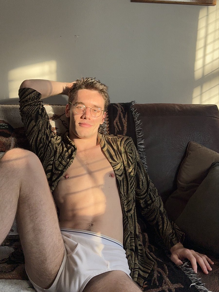 Abusable boy tweet media