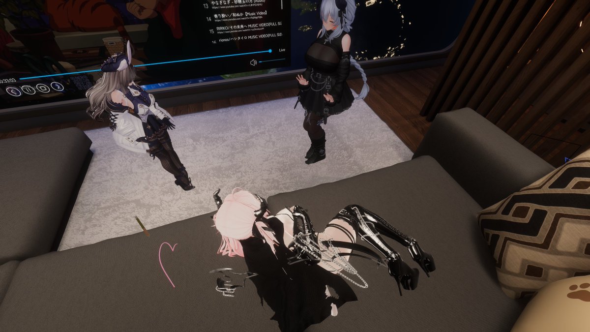 へきるさんのインスタンスでのんびり過ごしたりヴェラさんのインスタンスに遊びに行ったりお誕生日お祝いに行ったり! 