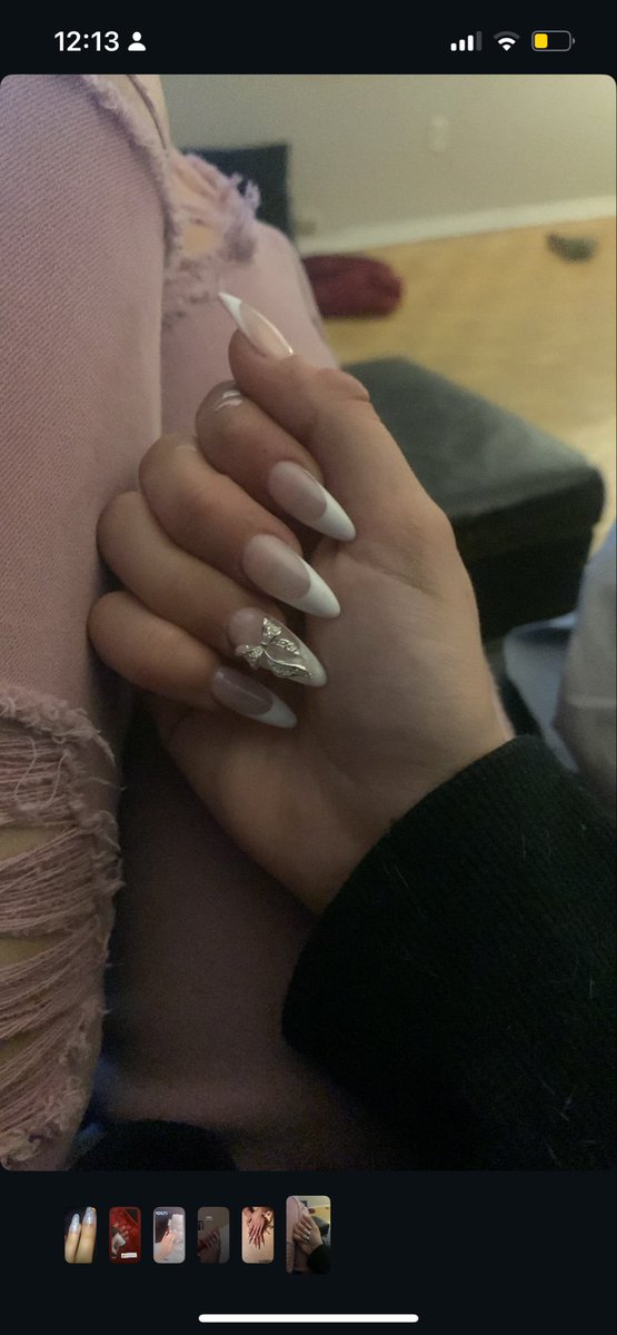 Ravensbackbb06's tweet photo. What nails you guys like best? 🥰 #artmoots #toronto #fypviraltwitter #dolltwt #SugarBabyTwitter https://t.co/qzqeO3kraV