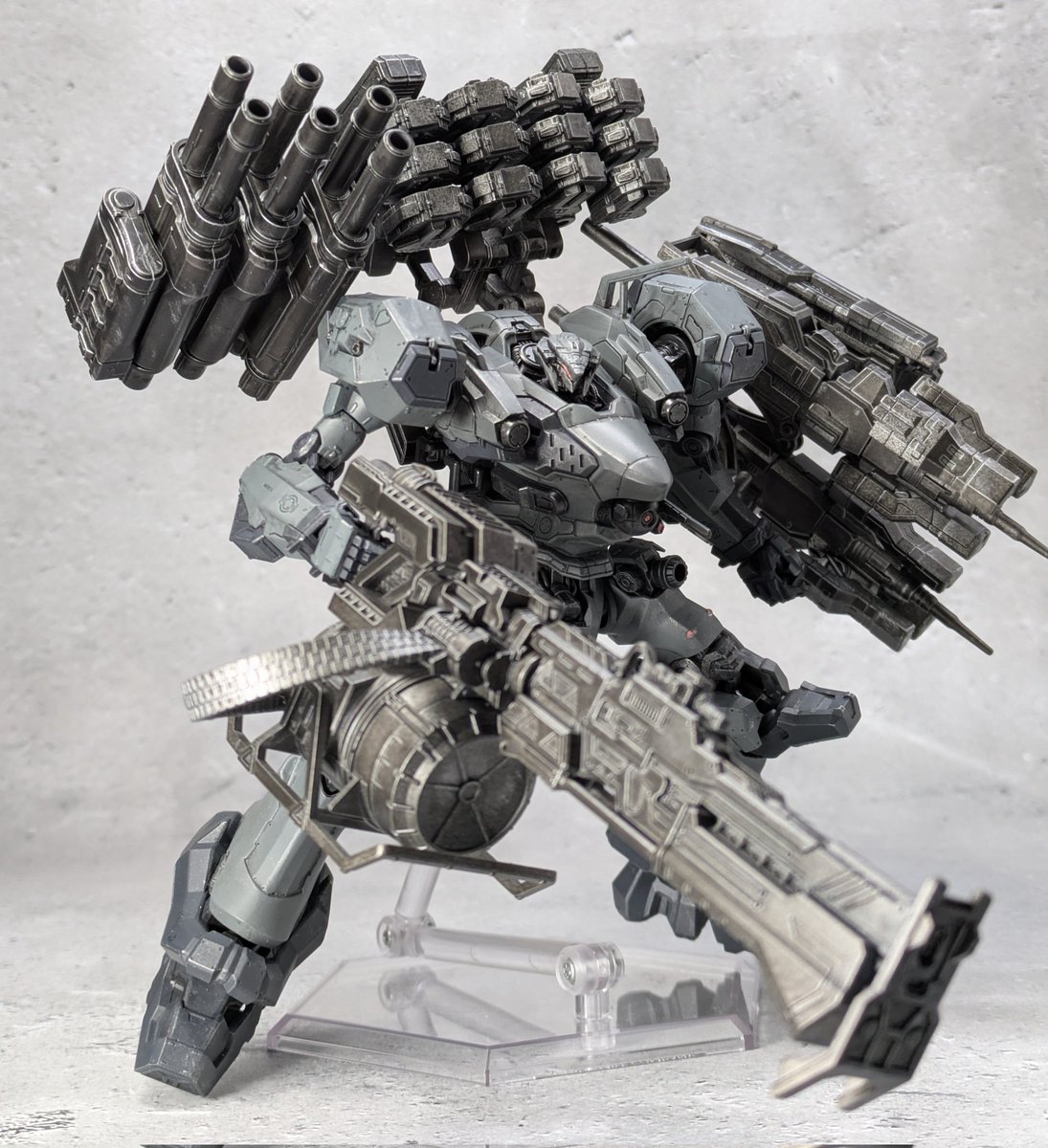 #はじめましてこちら代表作になります
多分これかなぁ