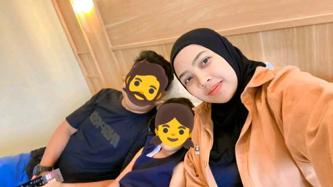 ReniindahJatim's tweet photo. Alhasil dapet juga
Hasil barter sama pasutri malang kota, kata huby nya beda acara beda juga out fit wifenya https://t.co/DEj6YZVCE3