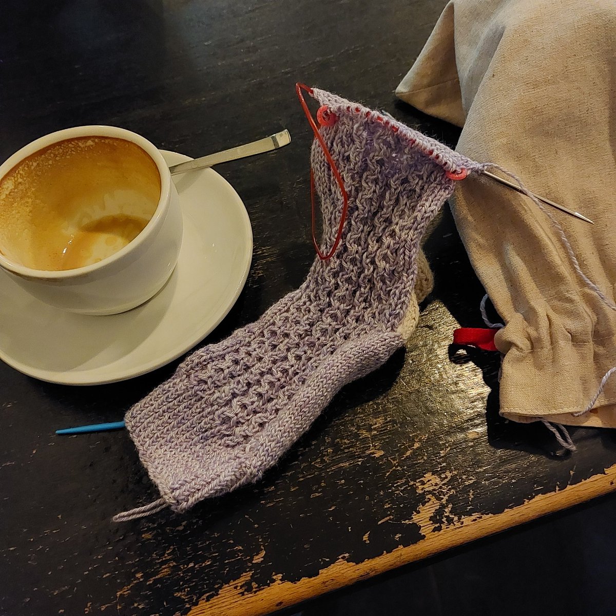 똘망똘망 감 씨 퉤퉤 🧡 #부리의옴뇸뇸🍼 . . . . . #부리부리 #BuriBuri #라쿤 #raccoon #너구리 #енот  #pet #followｍe #반려동물 #추천 #viral #fyp, image size:1200x1200