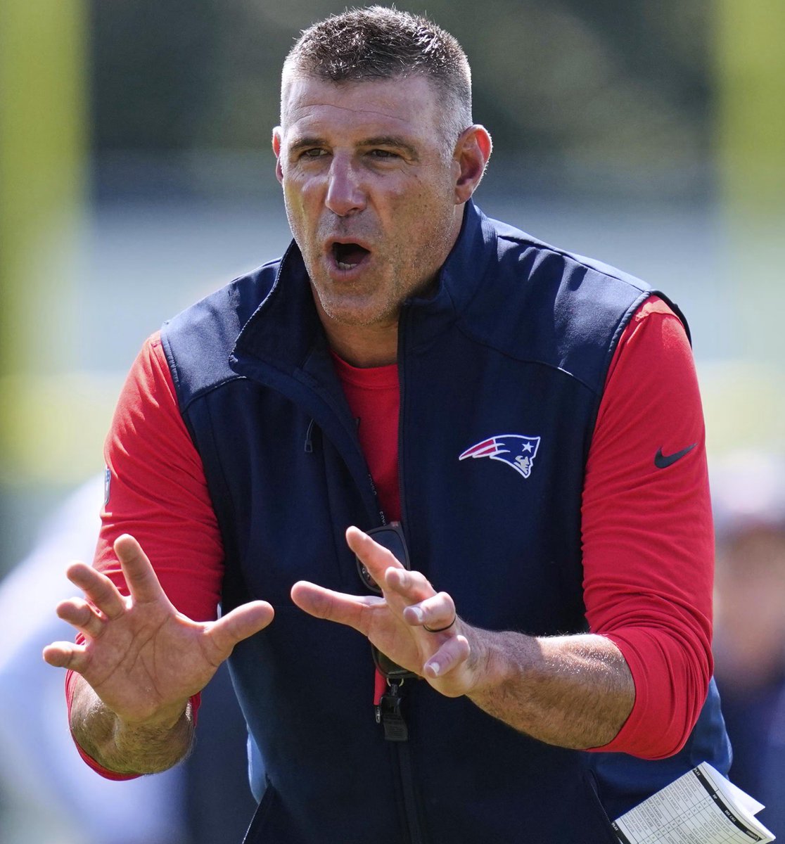 KalshiSports's tweet image. NFL Coach of the Year Favorites on Kalshi:

77% — Mike Vrabel (14-3)
14% — Mike Macdonald (14-3)
10% — Liam Coen (13-4)

Who deserves it?