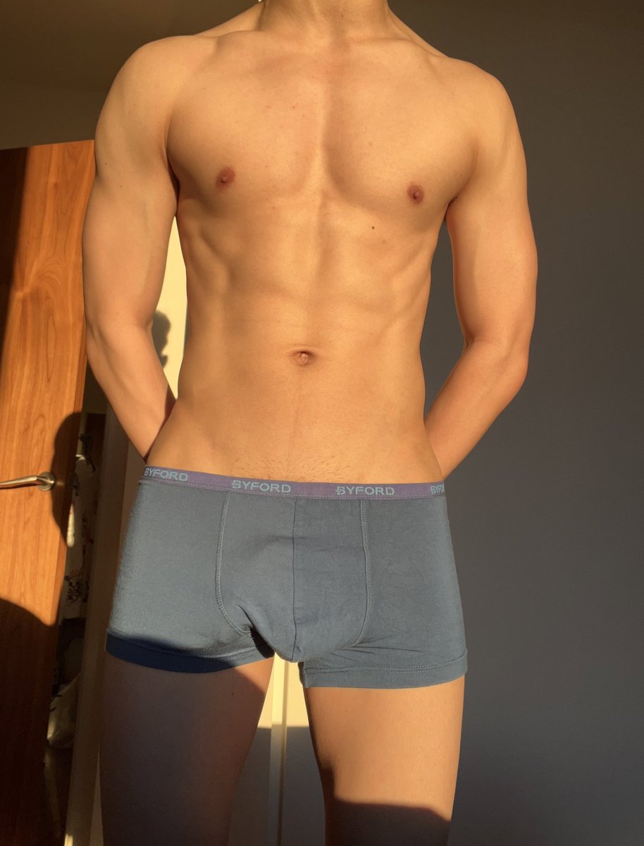 CheekyGrad's tweet photo. Love the natural light https://t.co/pYTyqTzd5N