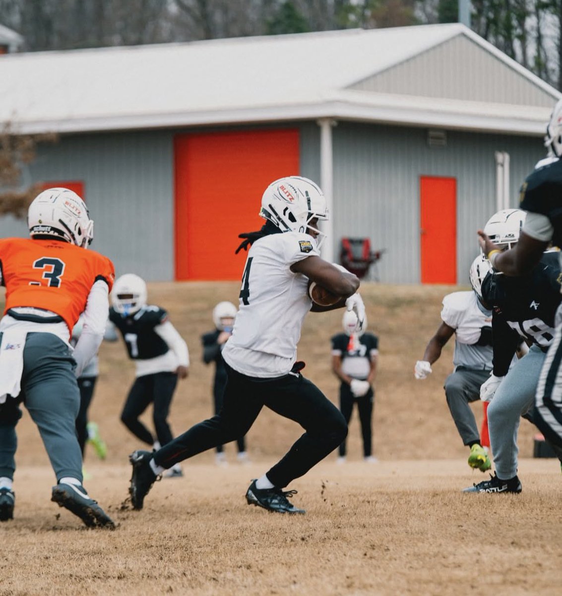 8movediff's tweet image. Had an amazing time learning and competing at the @HighSchoolBlitz Junior Bowl Game! Overall amazing experience.@CoachWages @Neelyboy3 @WJKeenan_FB @CoachJenk9 @boulder913 
@mrs_vfrierson