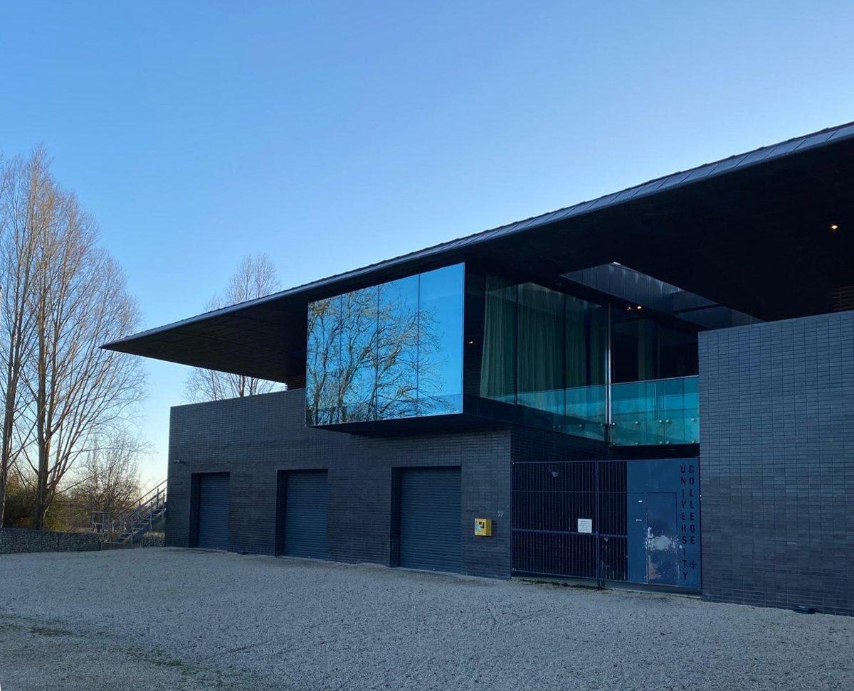 BelsizeArch's tweet photo. Proud to revisit our Oxford University Boathouse building almost two decades after its opening. Swipe to see an image from the opening day in 2008. 

More images of the project in the link: https://t.co/q1LJ0jvVO3 https://t.co/aZCCf2pvhZ