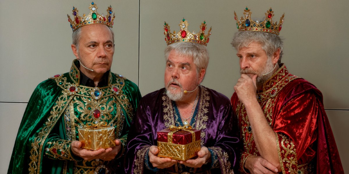 A nuestros hijos les diremos que ellos eran los Reyes Magos.