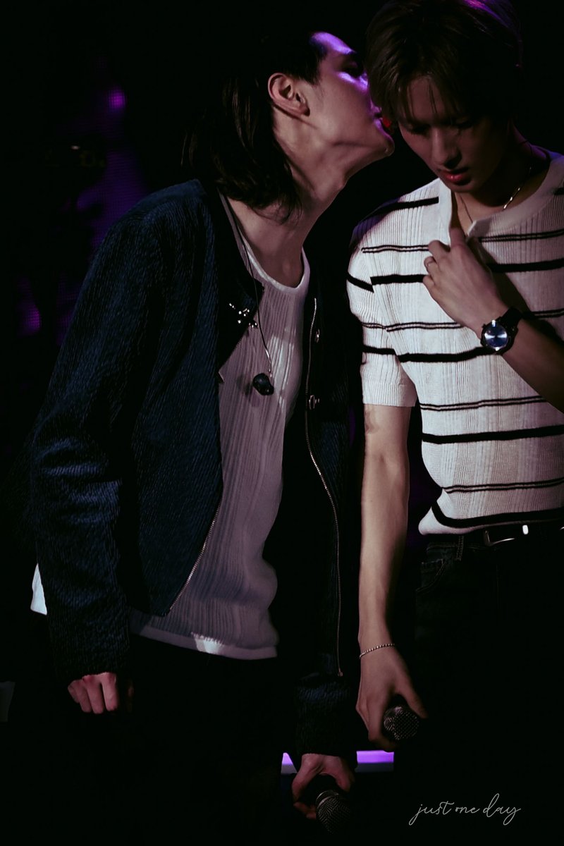 justonedayetern's tweet image. #XdinaryHeroes_2ND_FANMEETING #Jooyeon #Ode      

260104 Xclusive Party Day 2
ipmak,