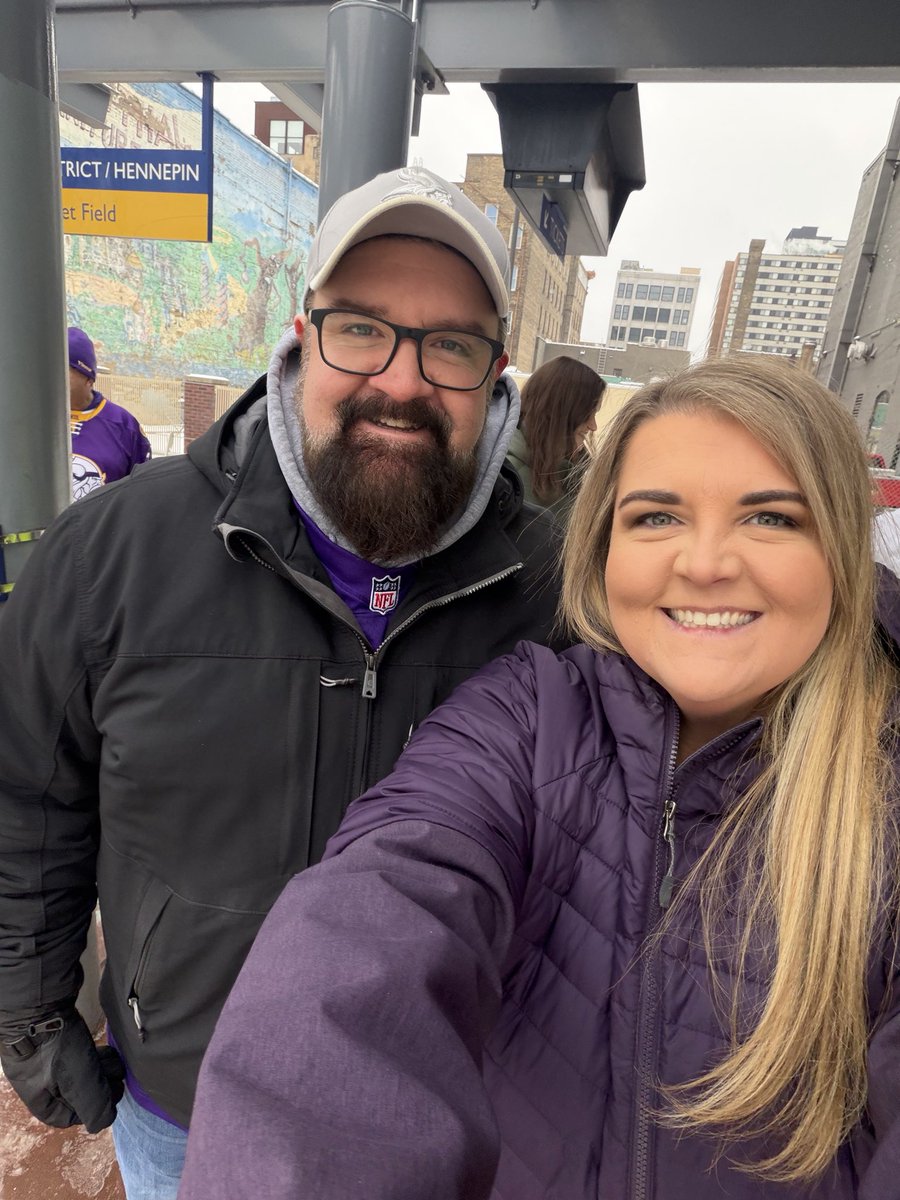 Rob Lundquist tweet media