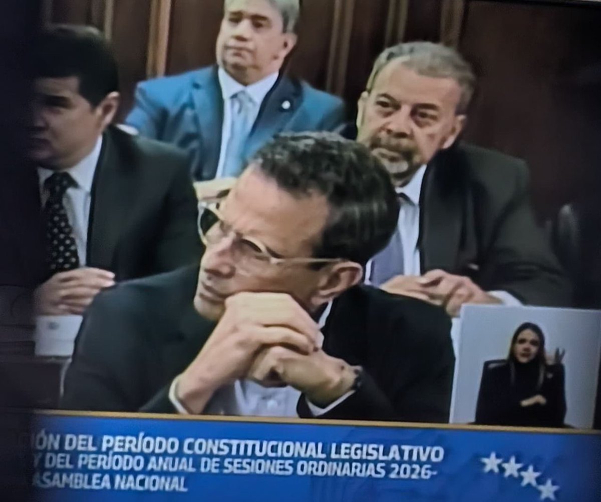 NMorenolibertad's tweet image. Que nunca se nos olviden el rostro de los traidores:

Henrique Capriles 
Tomás Guanipa 
Stalin González
Antonio Ecarri
Henry Falcón 

Maduro no fue la sesión de la AN de la dictadura, pero estos si