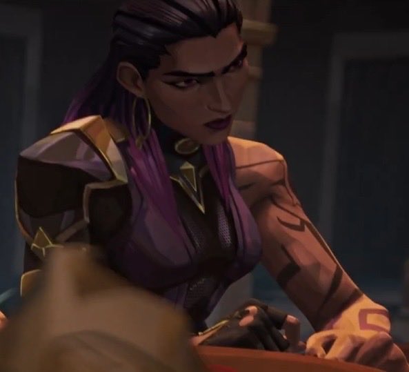 ilycutiej's tweet image. hold me back