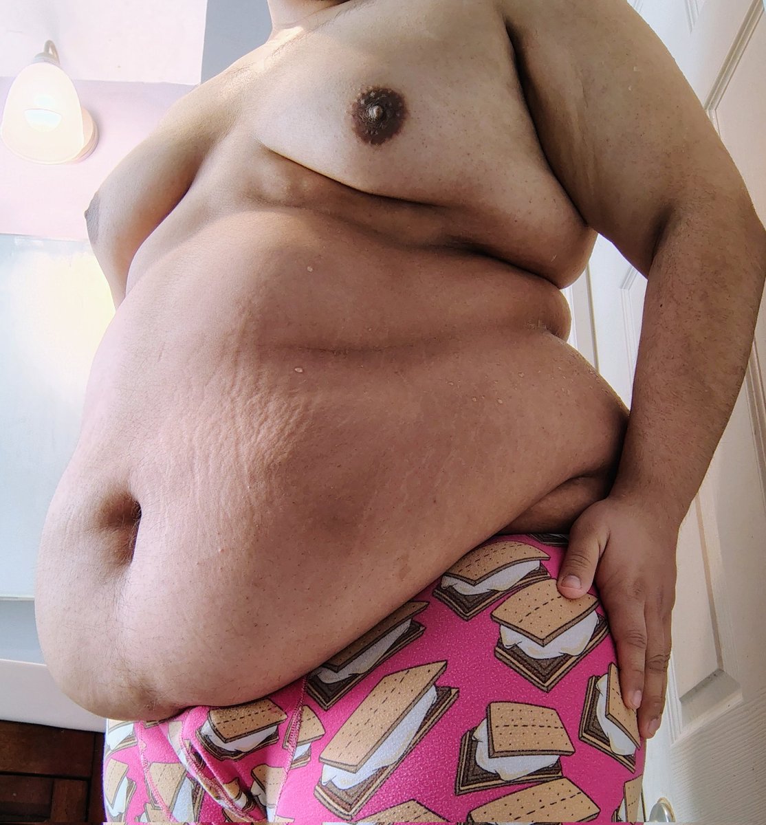 AfterUrsa's tweet image. A clean bear is a happy Bear 🐻