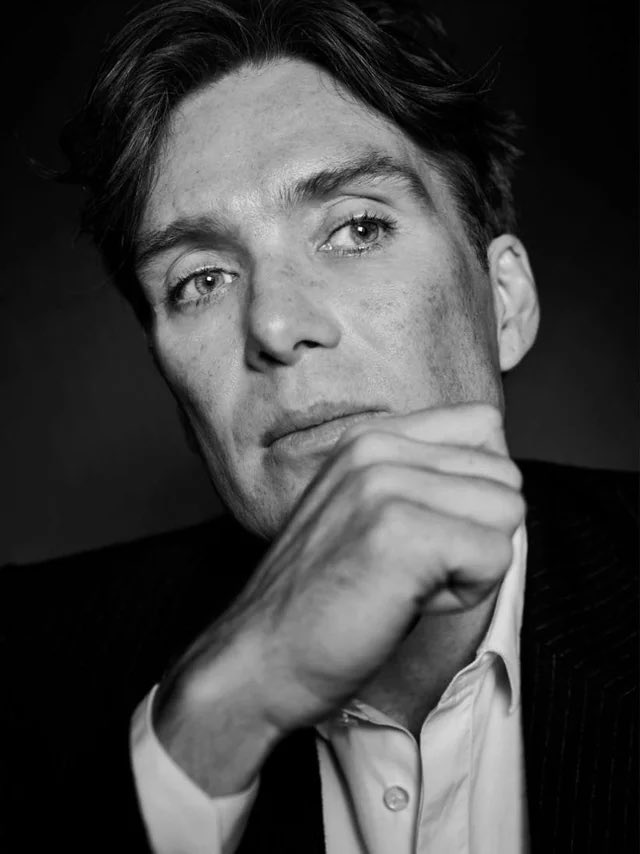 First Monday of the year! First #MCM of the year goes to the amazingly handsome <a href="/CillianRp/">Cillian Murphy (Parody)</a>. Thank you for the support and love you always give me. 💙💋
