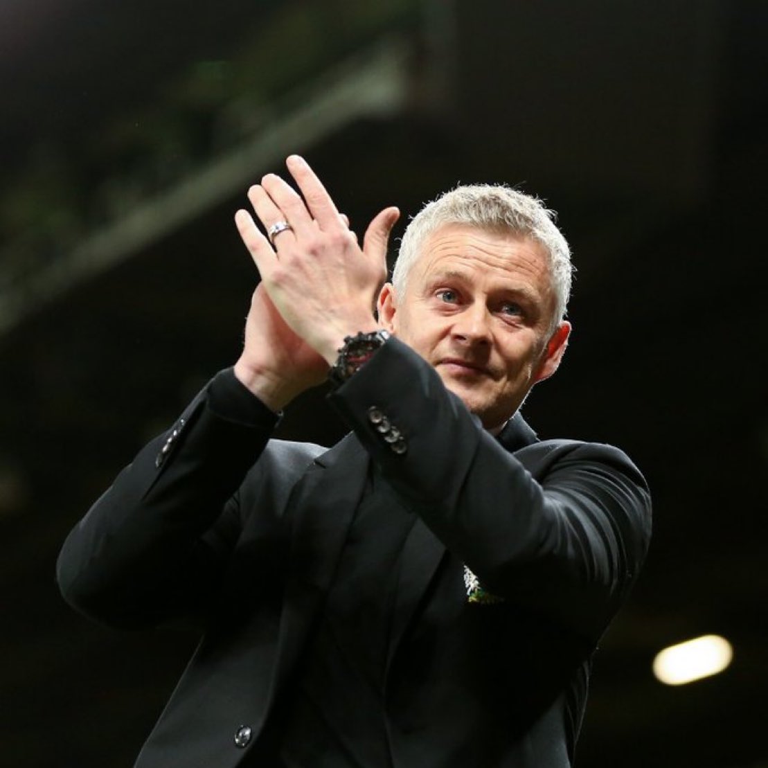 UtdDistrict's tweet photo. 🚨 | BREAKING:

Ole Gunnar Solskjaer would be interested in a shock #mufc return as caretaker head coach.

[@RichFay] https://t.co/sFsAOr10Tb