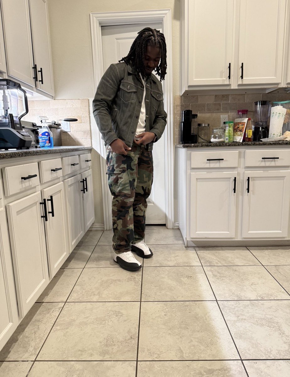 _itzkelll's tweet image. New year, Same nigga🦅