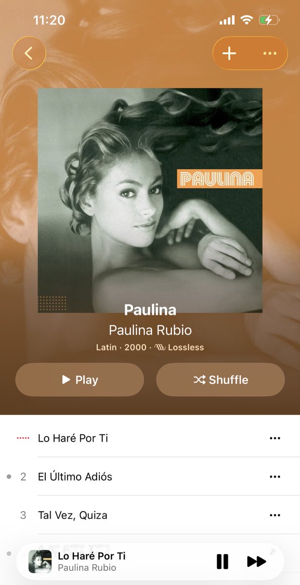 ClauBbpp's tweet photo. Cuando extraño a mi abuela escucho su álbum favorito, recuerdo mi niñez cantando con ella. https://t.co/sb5vFkgZyC