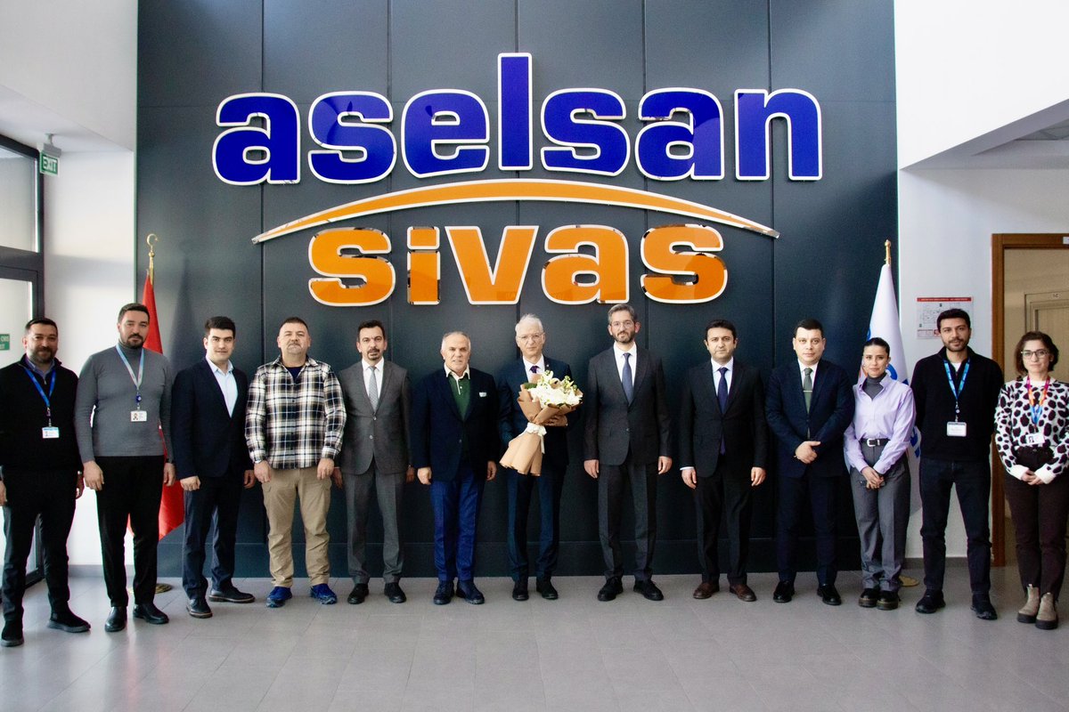 Bugün düzenlenen törenle ASELSAN Sivas Genel Müdürü olarak atanan Dr. Onur DEVECİ, Dr. İhsan ÖZSOY’dan bayrağı devralarak görevine başladı. 

Görev süresi boyunca özverili çalışmaları ve katkılarından dolayı Dr. İhsan ÖZSOY’a teşekkür ederiz.