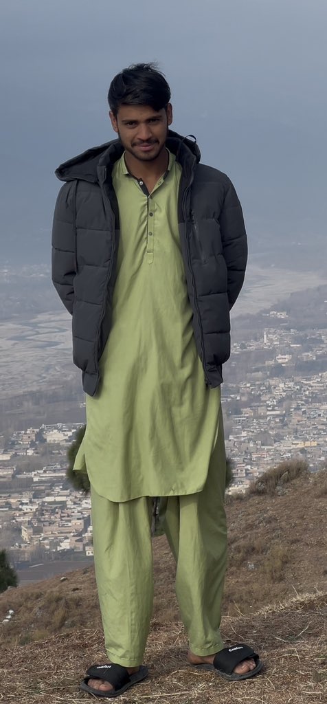 realasim_'s tweet photo. https://t.co/ysSpqe4gik
