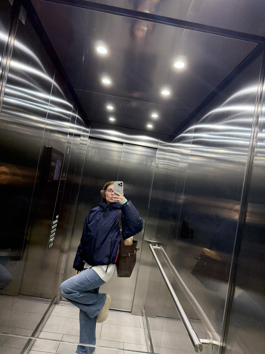 Deliamayami tweet media