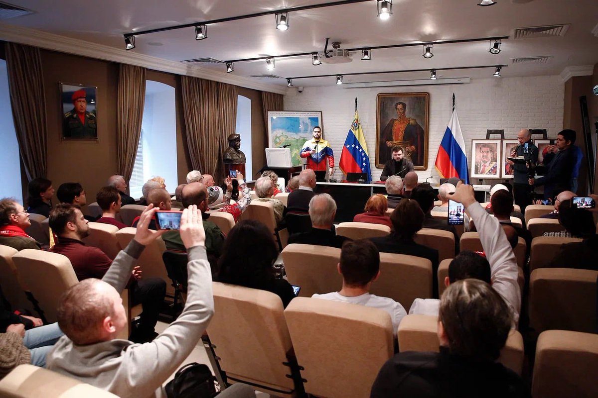 КПРФ tweet media